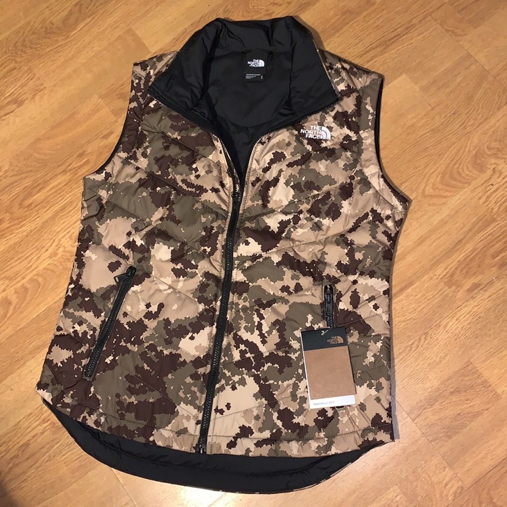 NWT The North Face Tamburello 2 Vest, Camo, Small